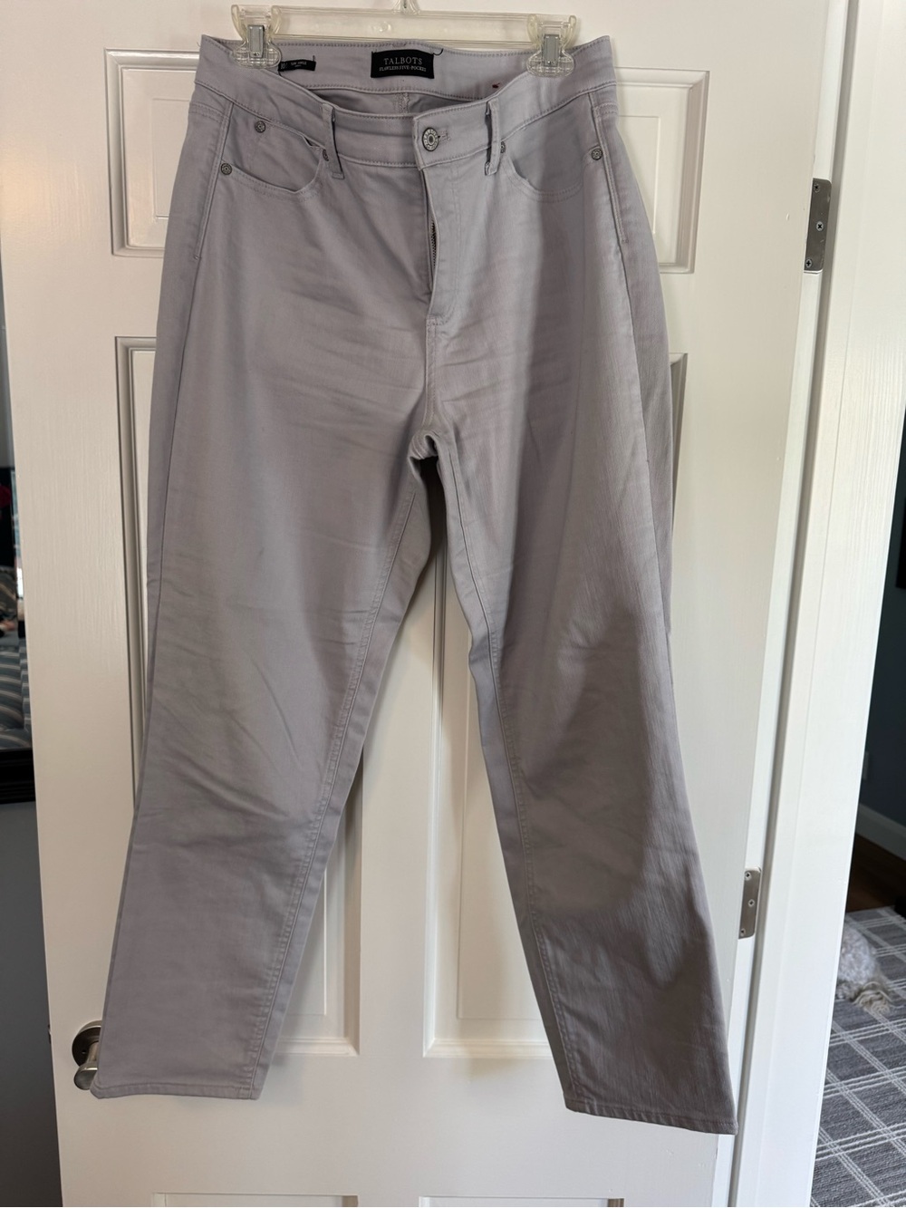 Talbots Slim Ankle Flawless Five-Pocket Jeans - Light Gray EUC 10